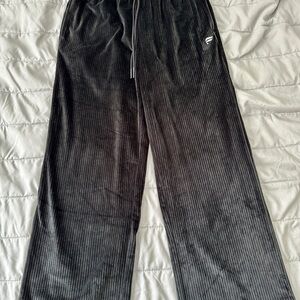 Women’s Fabletics Black Velour Wide Leg Pants